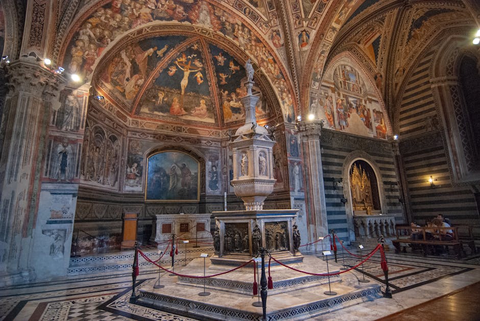 Battistero di San Giovanni interior Siena baptismal font