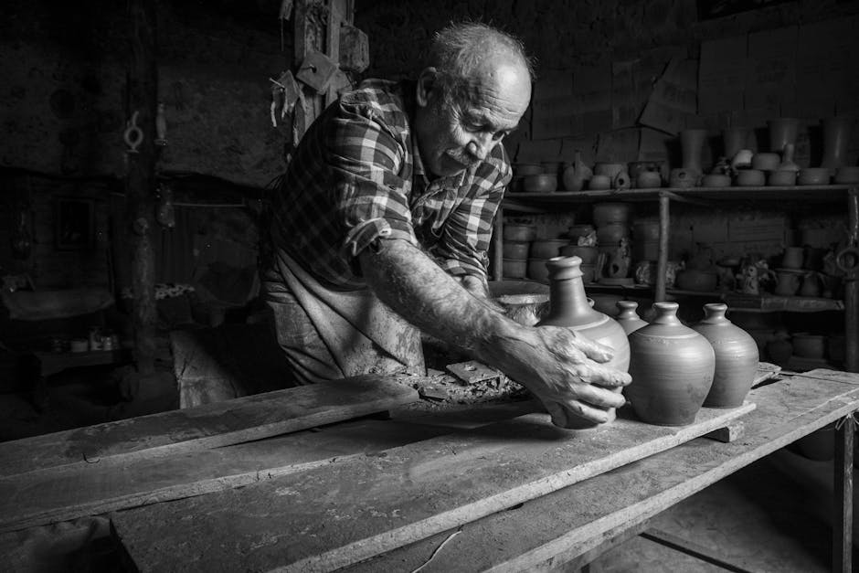 Pottery workshop Siena artisan at wheel