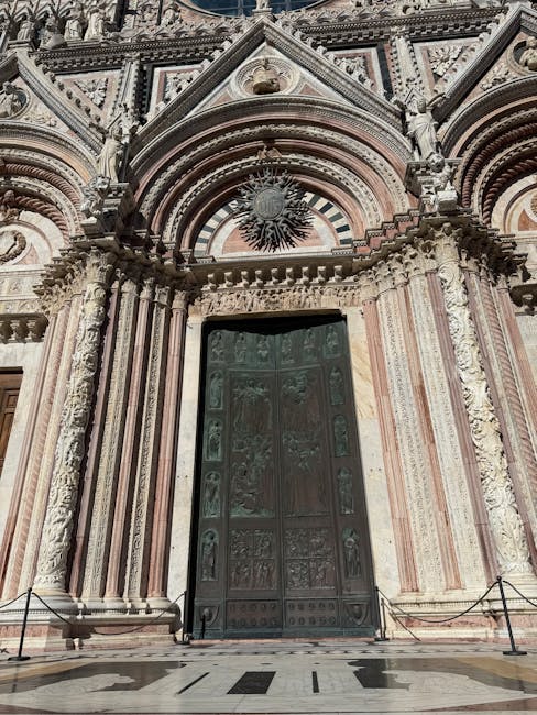Siena Cathedral facade close-up sculptures
