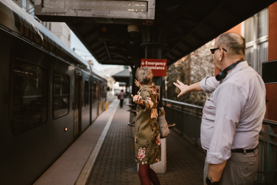 train departing Siena station