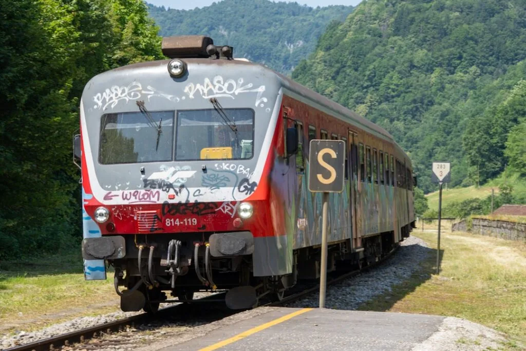 Voyage en train trajets faciles Sienne travel tourism landmark