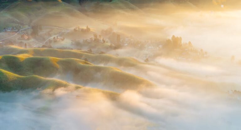 Crete Senesi rolling hills morning